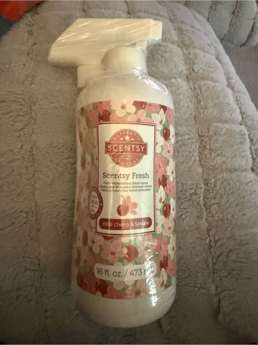 Scentsy Pink Wild Cherry & Sakura fabric spray